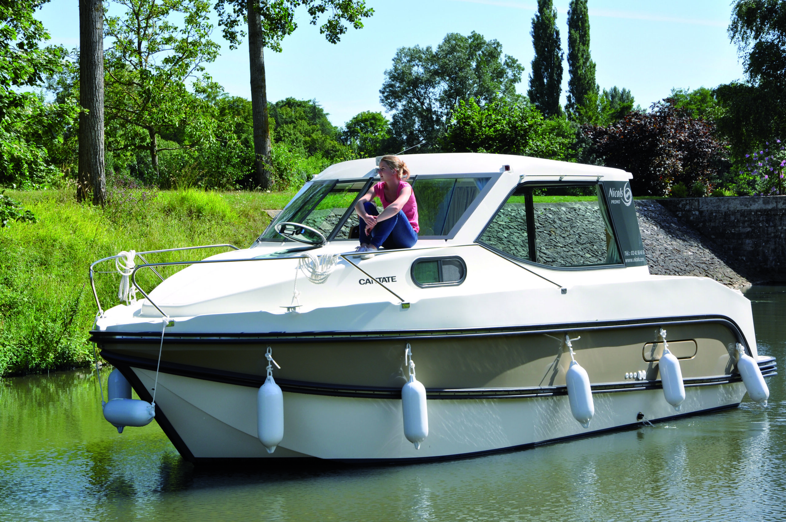 Lot De Pièces Et Accessoires Pour Bateaux De Plaisance – Divers Matériel Nautique
